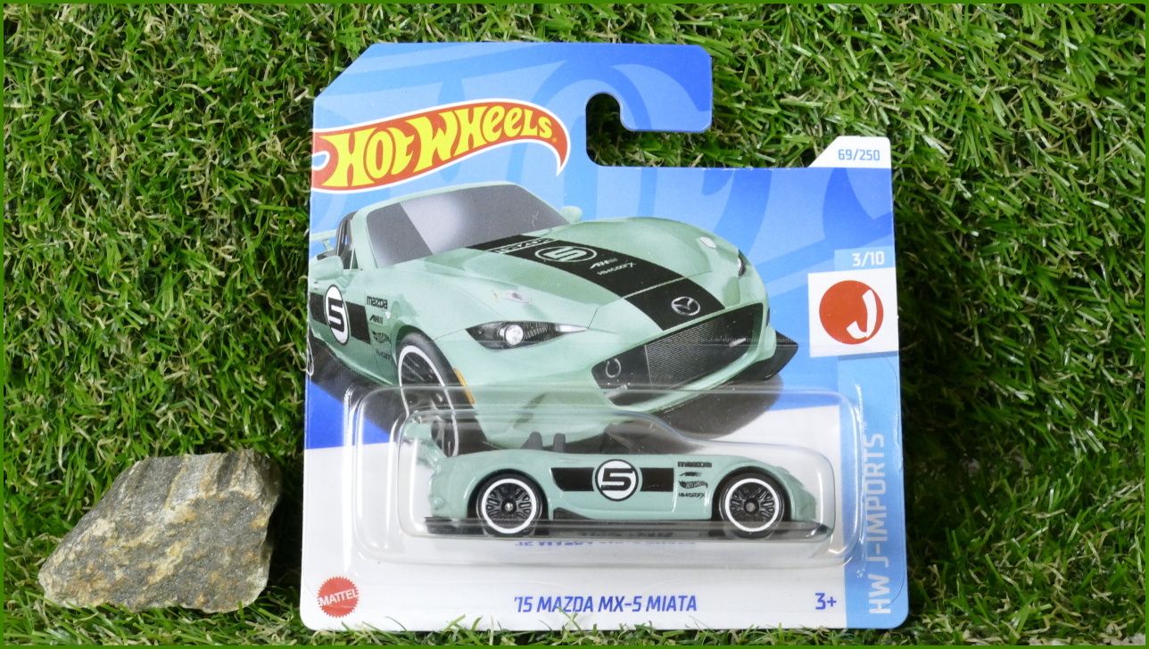Angličák Autíčko Hot Wheels ´15 Mazda MX-5 Miata (HW J-IMPORTS)