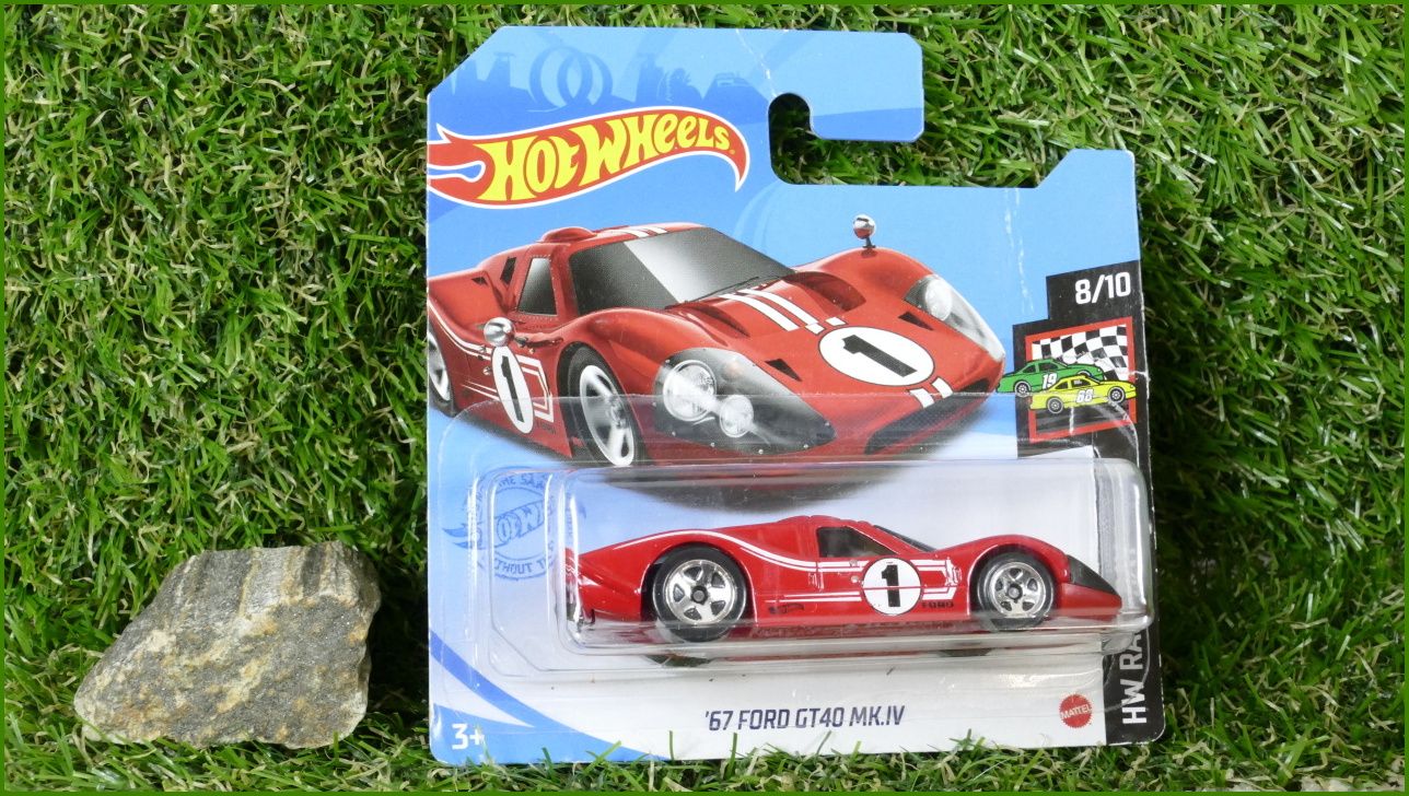 Angličák Autíčko Hot Wheels ´67 Ford GT40 Mk.IV (HW RACE DAY)