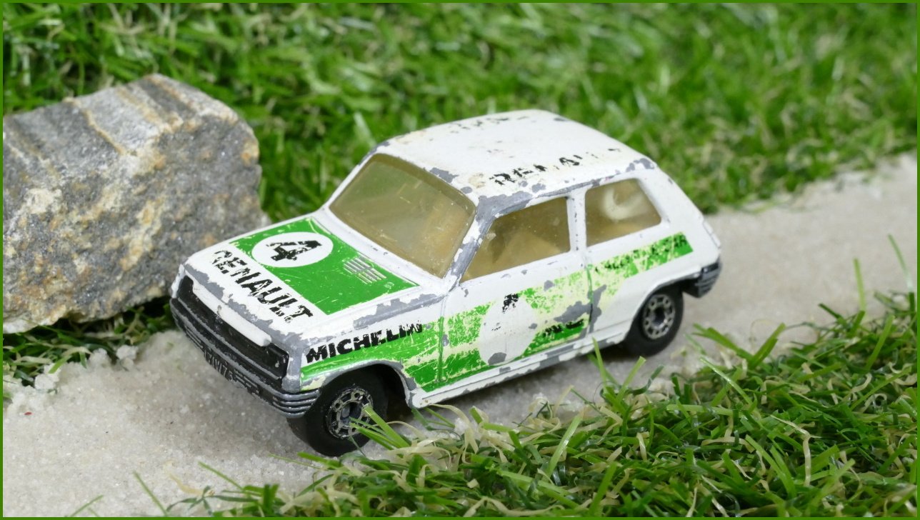 Model Autíčka Matchbox Lesney No.21 - Renault 5TL