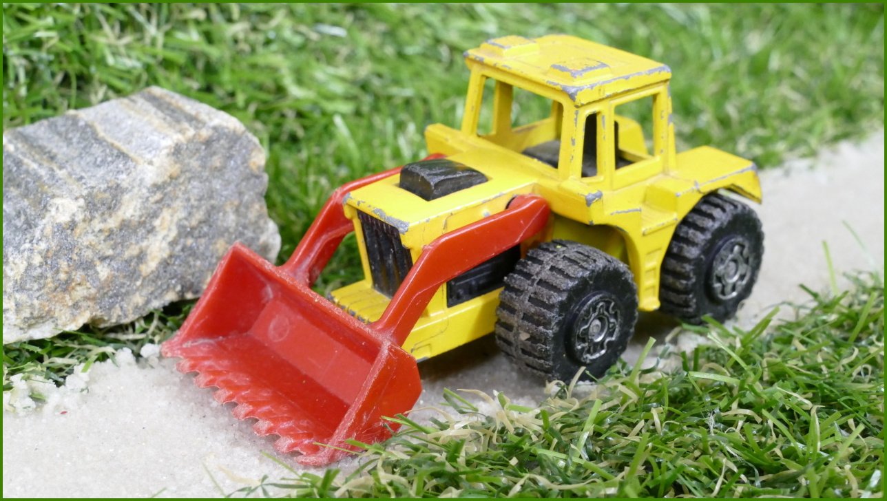 Model Autíčka Matchbox Lesney No.28 - Tractor Shovel