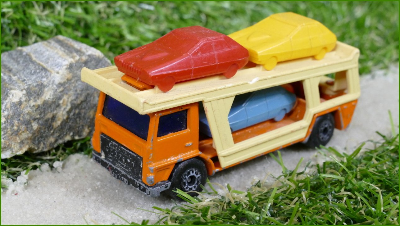 Model Autíčka Matchbox Lesney No.11 - Car Transporter