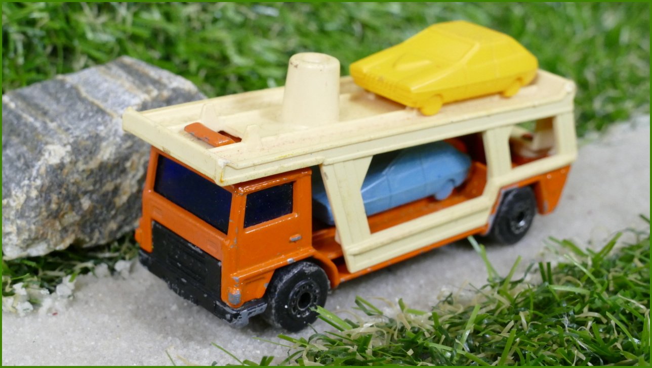 Model Autíčka Matchbox Lesney No.11 - Car Transporter