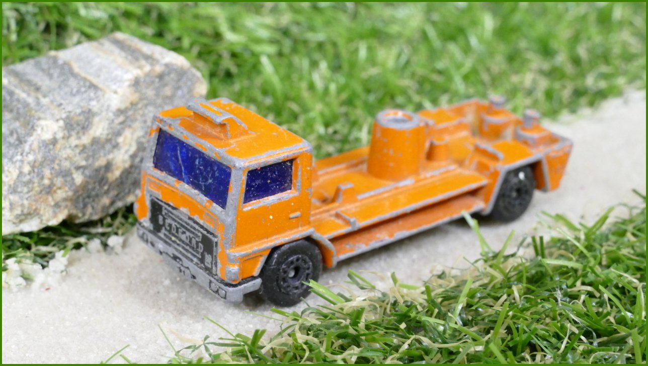 Model Autíčka Matchbox Lesney No.11 - Car Transporter