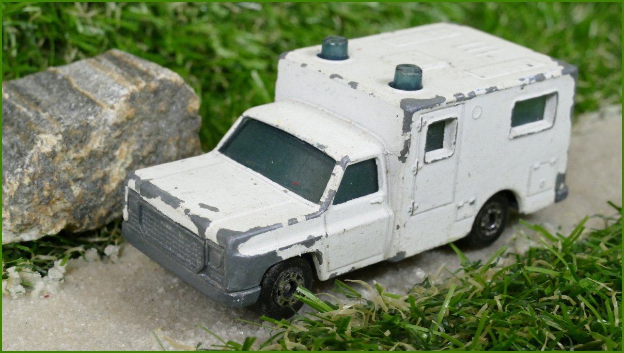 Model Autíčka Matchbox Lesney No.41 - Ambulance - bez zadních dveří