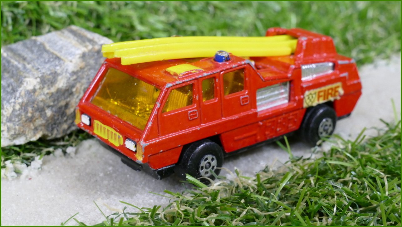 Model Autíčka Matchbox Lesney No.22 - Blaze Buster