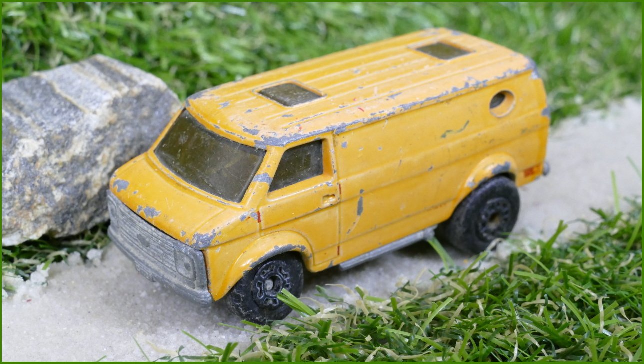 Model Autíčka Matchbox Lesney No.68 - Chevy Van
