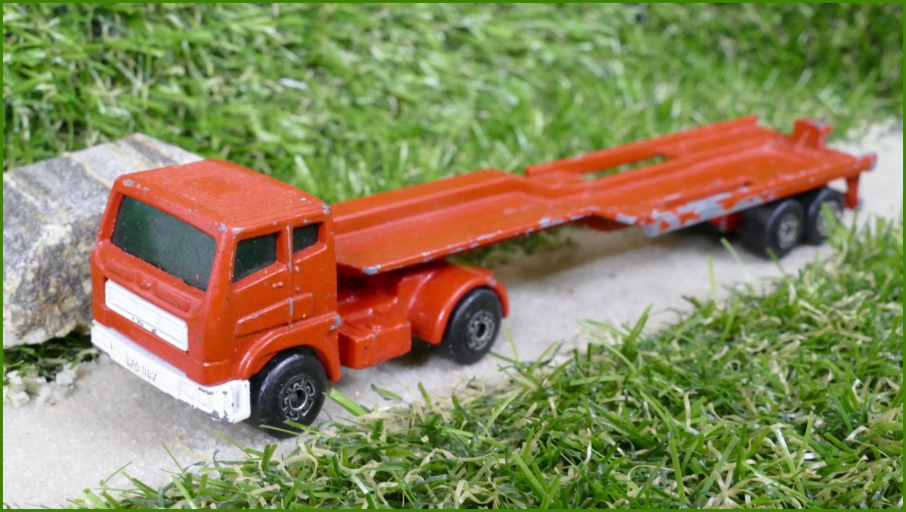 Model Autíčka Matchbox Lesney Articulated Truck s návěsem