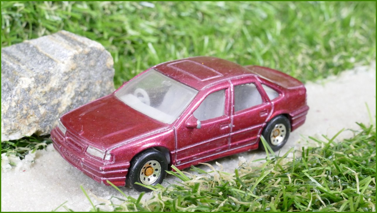 Autíčko Matchbox (China) Vectra/Cavalier GSi 2000