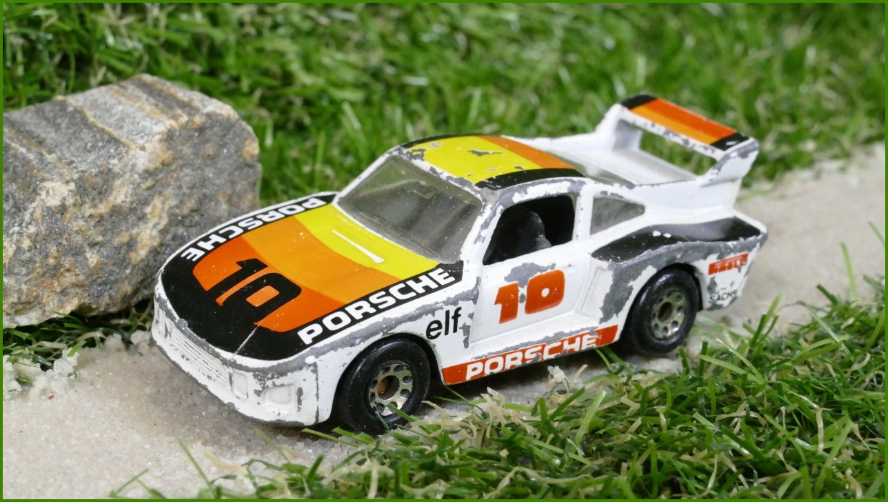 Matchbox Autíčko Angličák (Macau) Racing Porsche 935