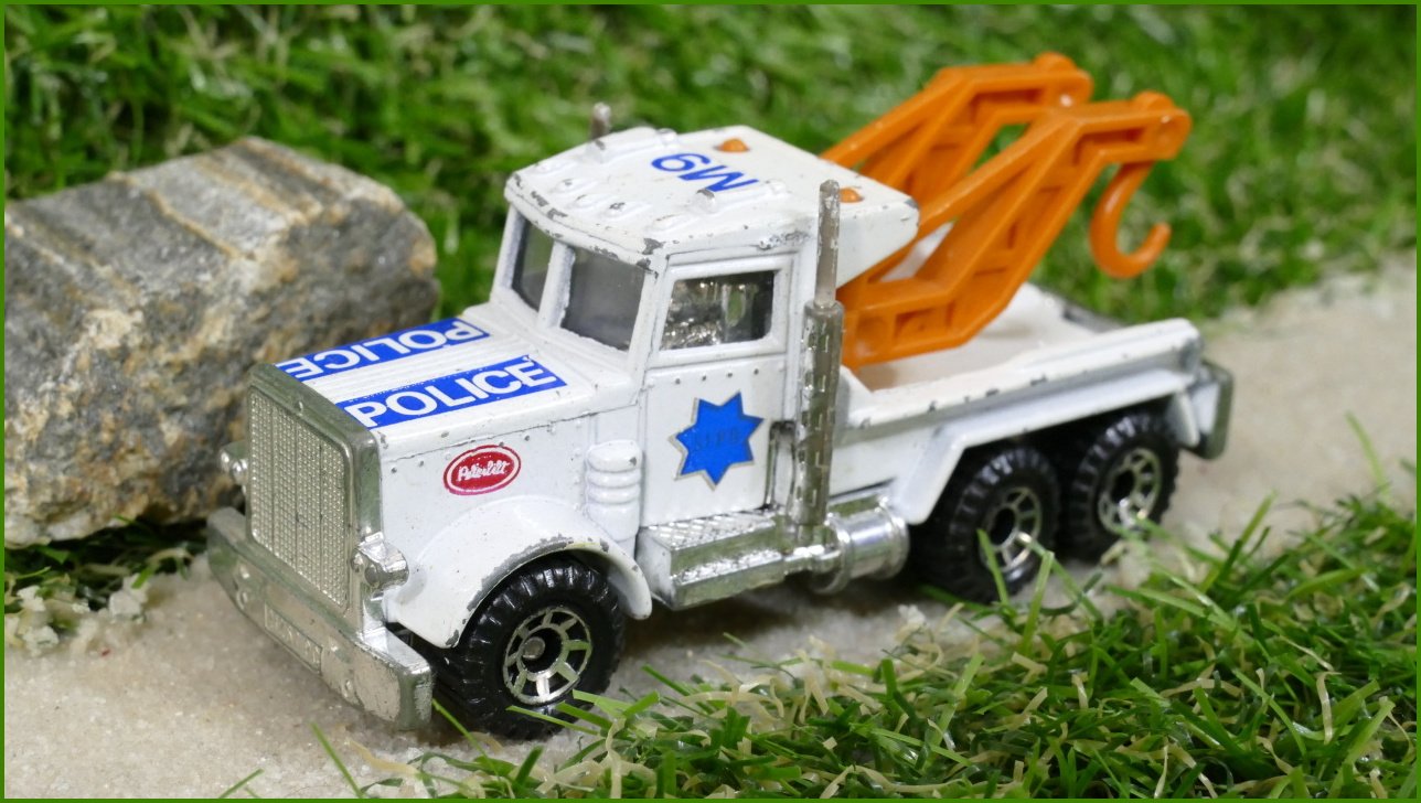 Matchbox Autíčko Angličák (Macau) Peterbilt
