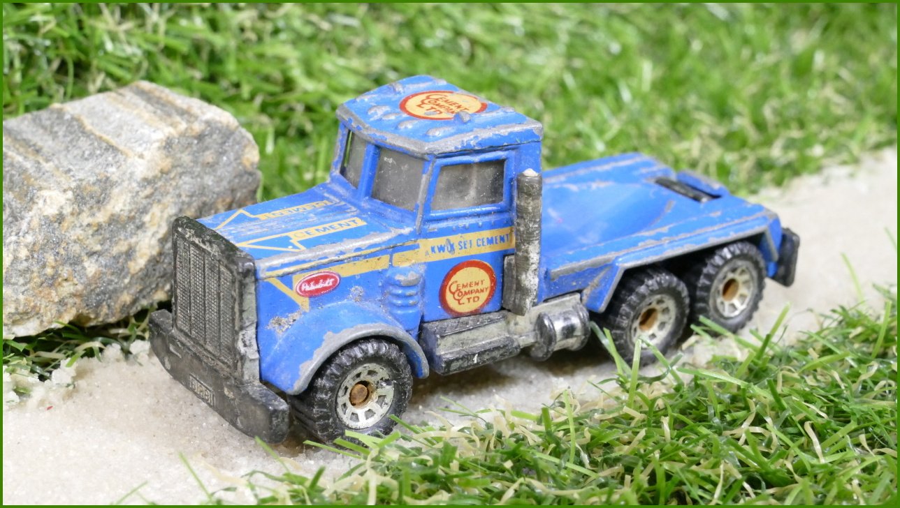 Matchbox Autíčko Angličák (Macau) Peterbilt