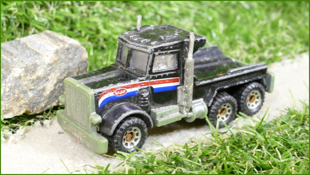 Matchbox Autíčko Angličák (Macau) Peterbilt