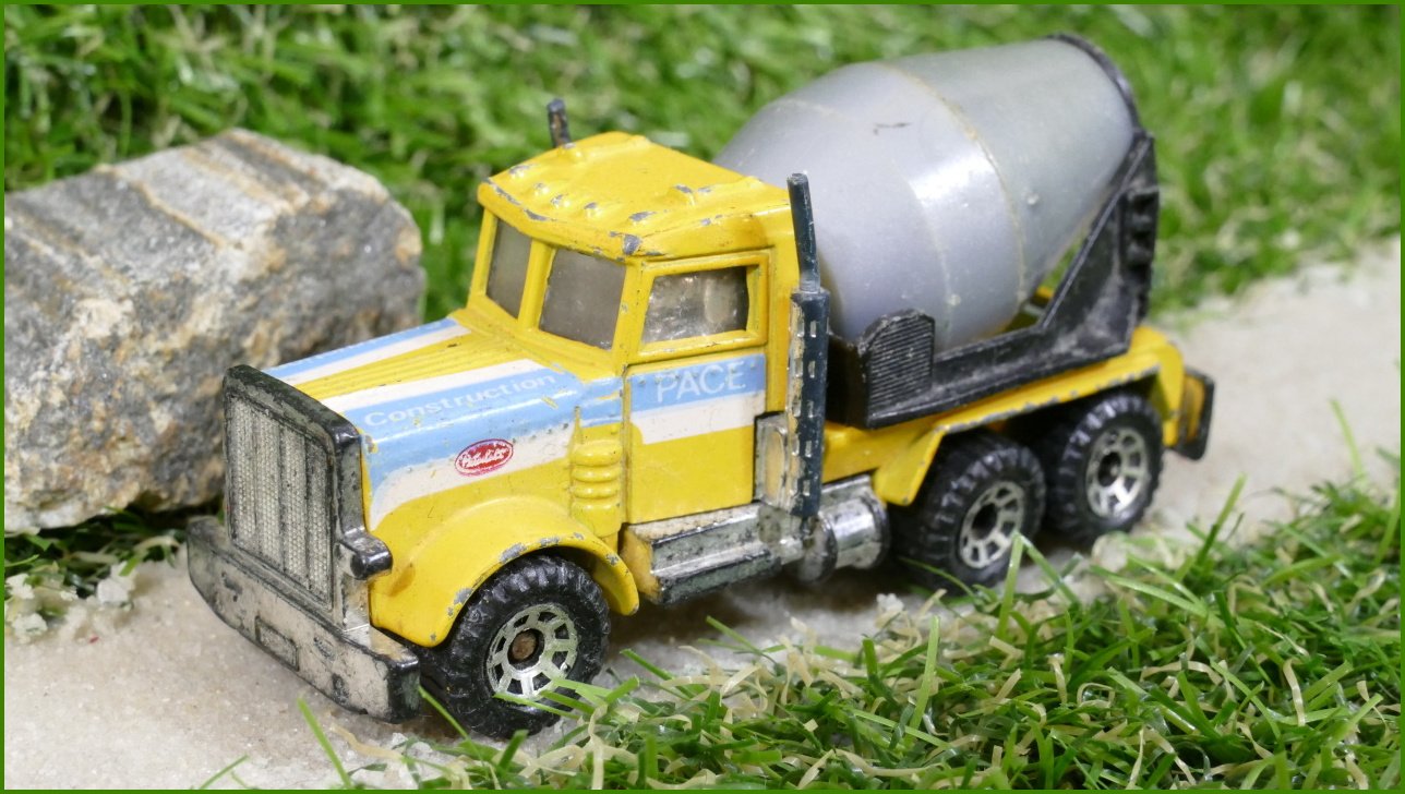 Matchbox Autíčko Angličák (Macau) Peterbilt