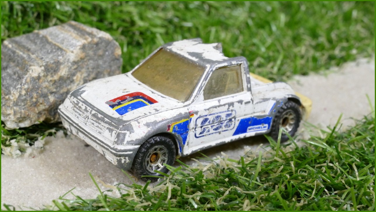 Matchbox Autíčko Angličák (Macau) Peugeot 205 Turbo 16