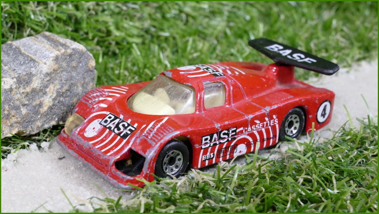 Matchbox Autíčko Angličák (Macau) Group C Racer - chybí jedno přední světlo