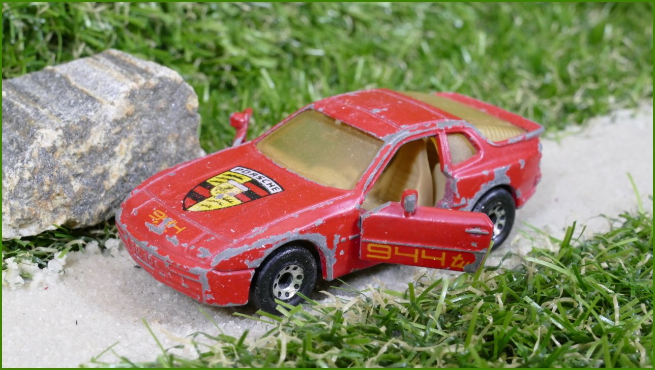 Matchbox Autíčko Angličák (Macau) Porsche 944 Turbo