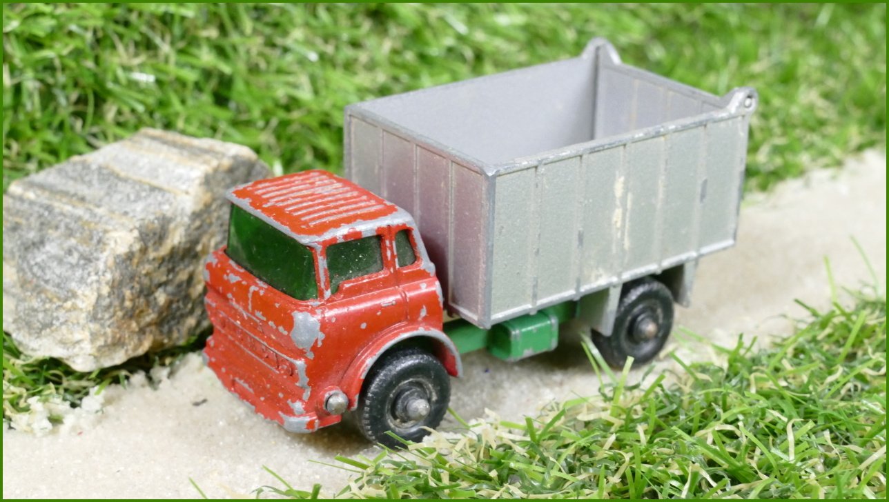Model Autíčka Matchbox Lesney No.26 - G.M.C. Tipper Truck