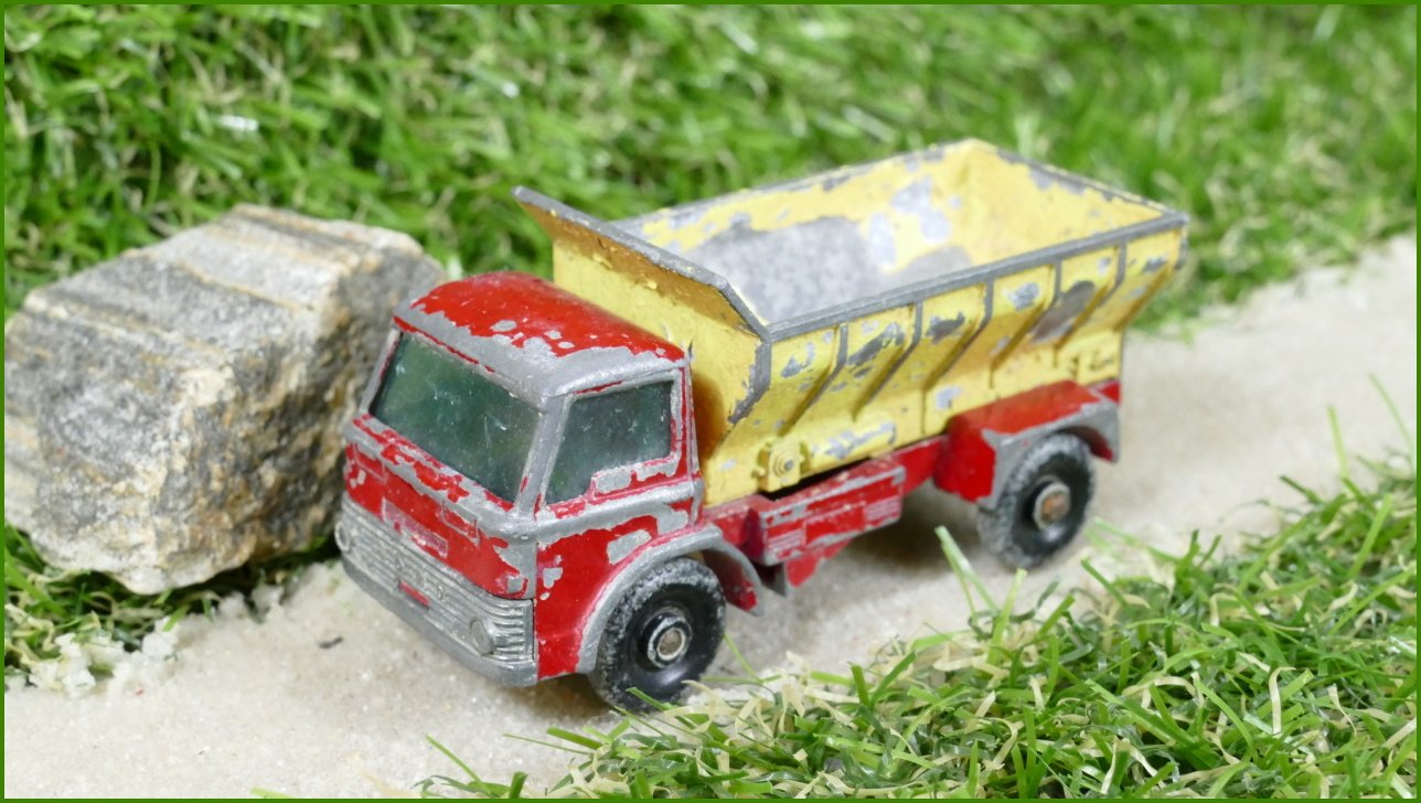 Model Autíčka Matchbox Lesney No.70 - Grit Spreading Truck