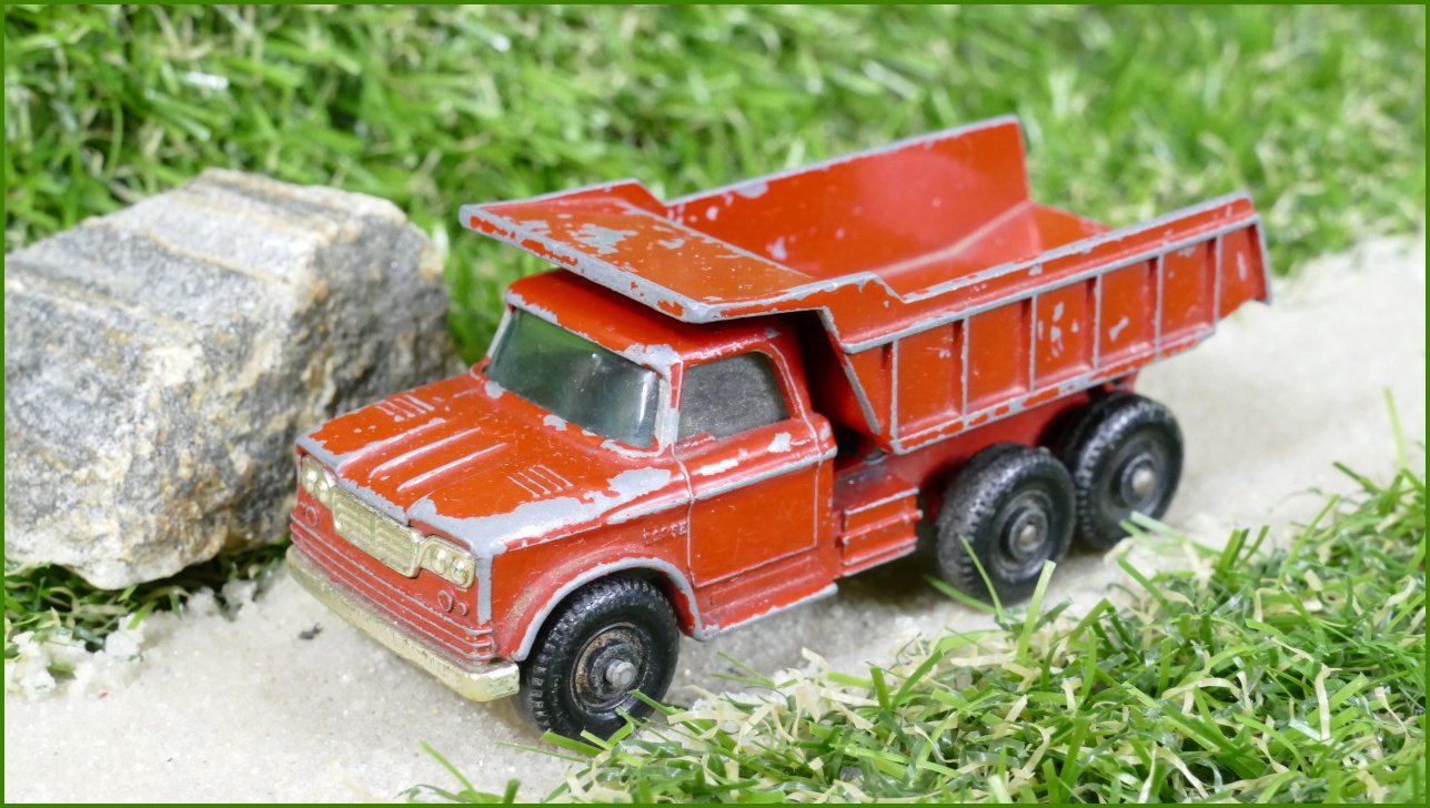 Model Autíčka Matchbox Lesney No.48 - Dumper Truck