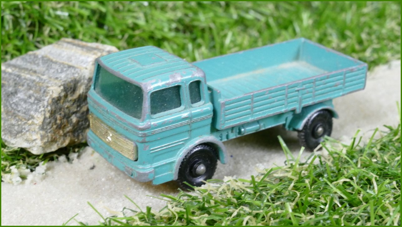 Model Autíčka Matchbox Lesney No.1 - Mercedes Truck