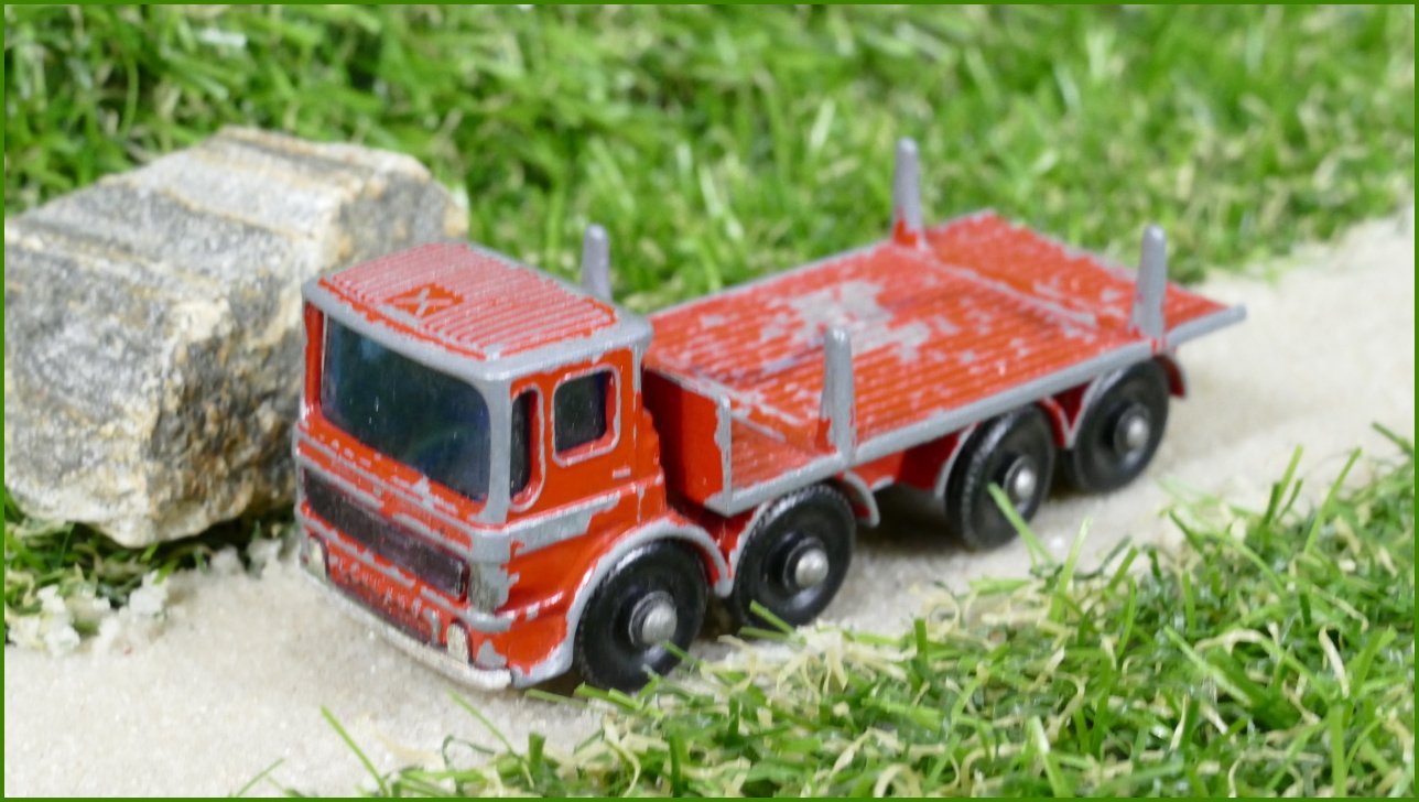 Model Autíčka Matchbox Lesney No.10 - Leyland Pipe Truck