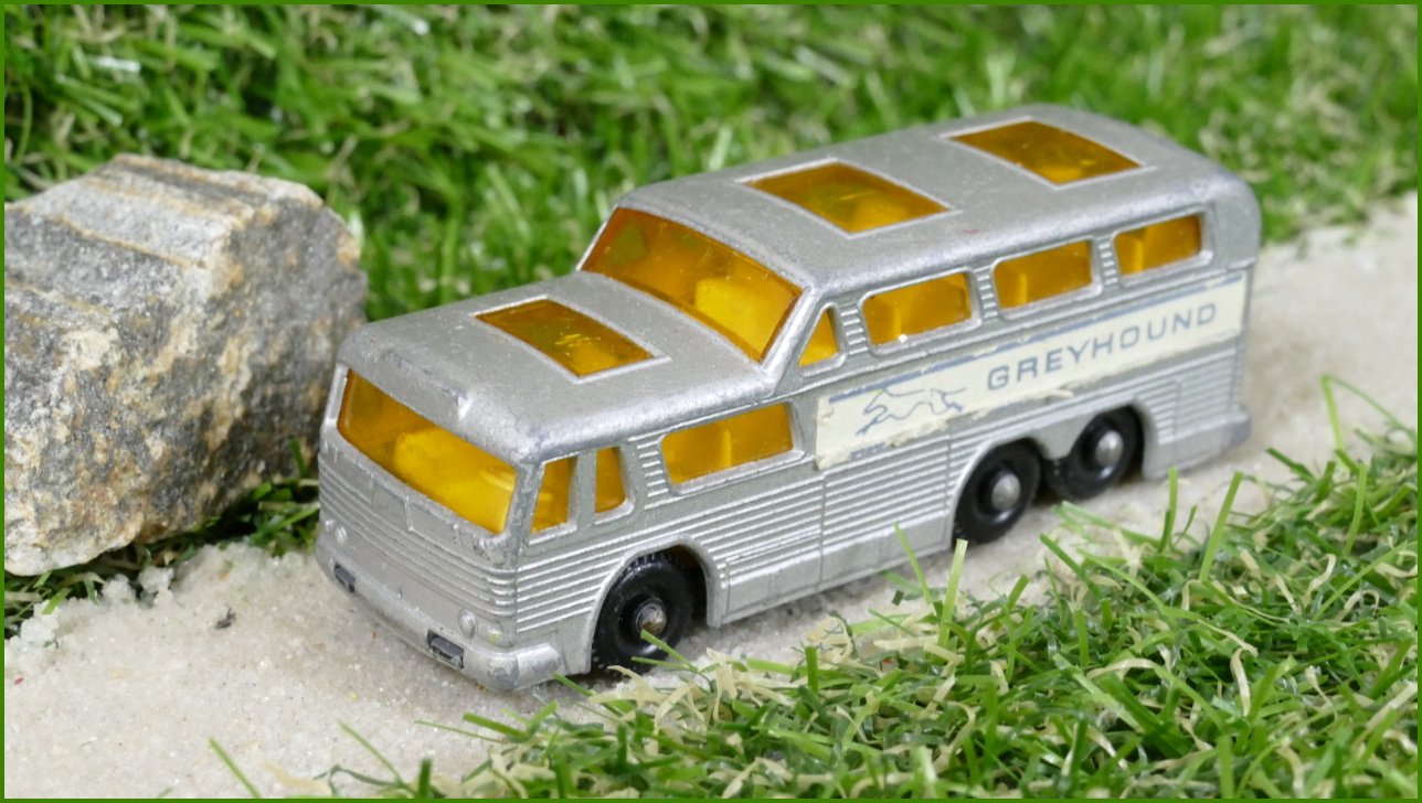 Model Autíčka Matchbox Lesney No.66 - Coach