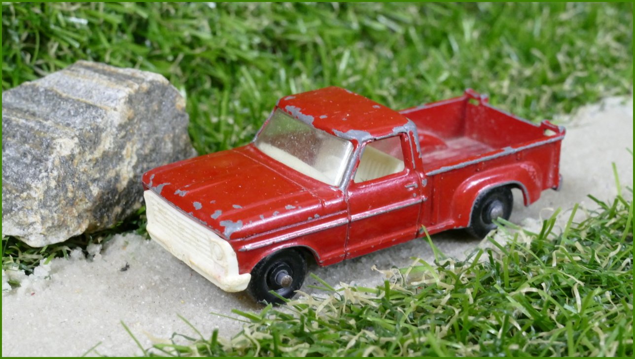 Model Autíčka Matchbox Lesney No.6 - Ford Pick-Up - vada masky