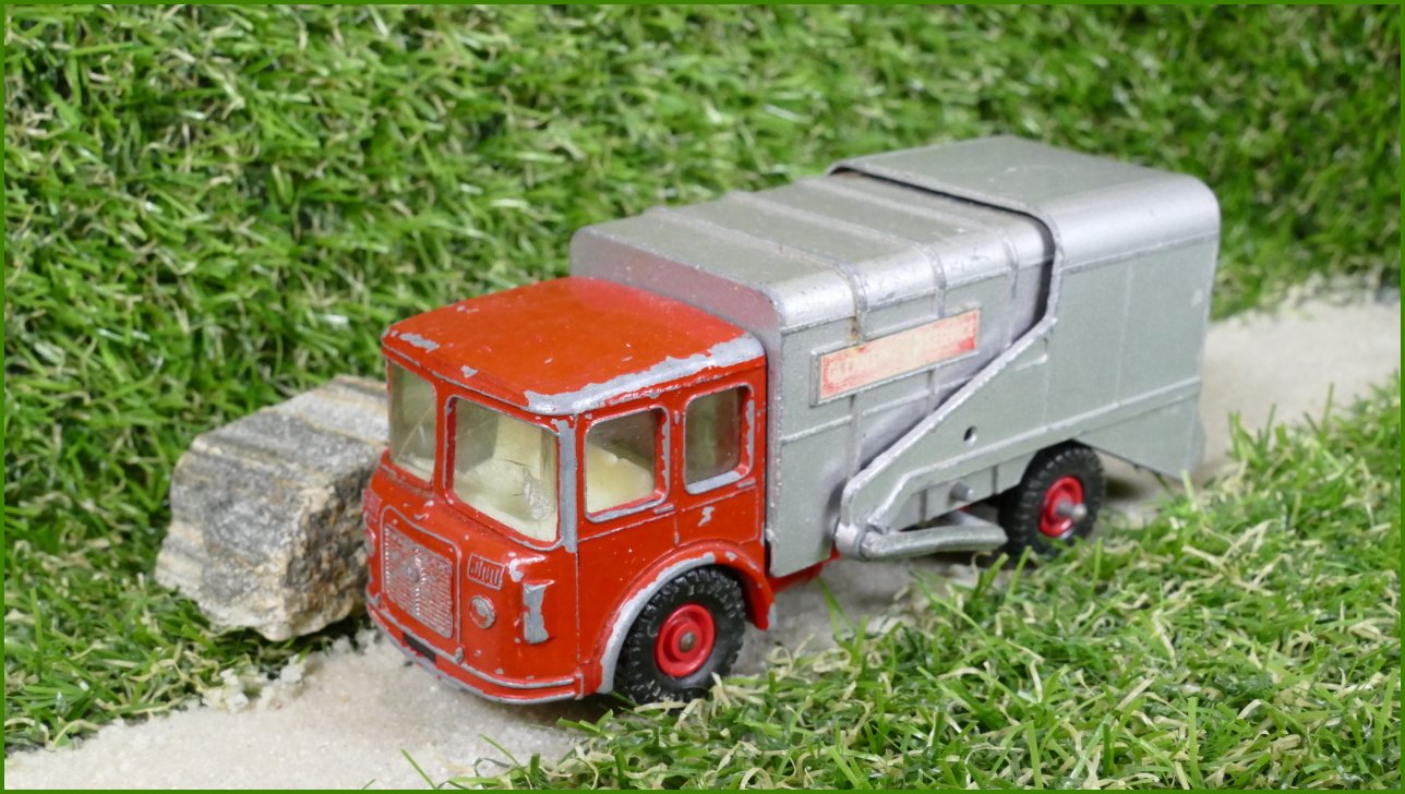 Model Autíčka Matchbox Lesney K-7 - Refuse Truck