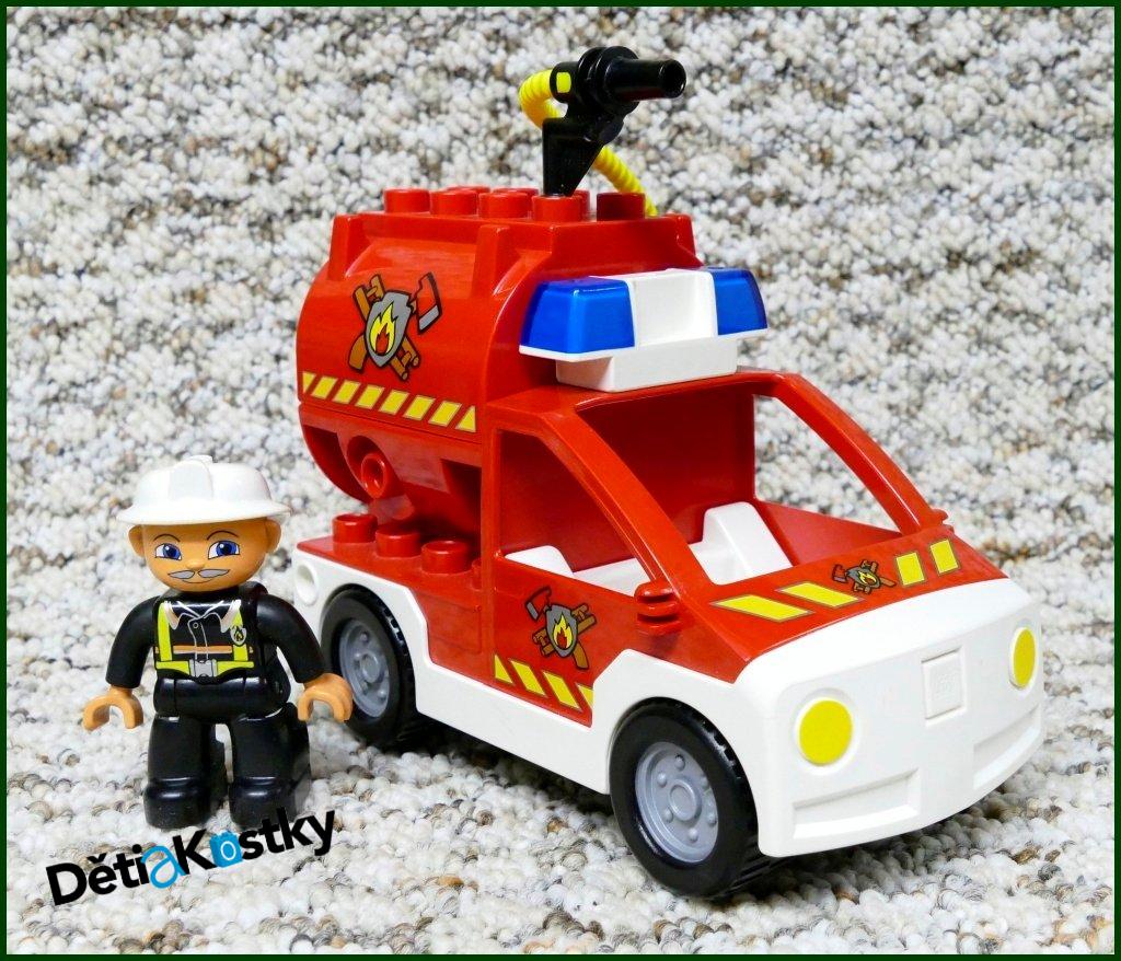 Lego® Duplo® Hasičské Auto s Cisternou, Hadicí a Hasičem