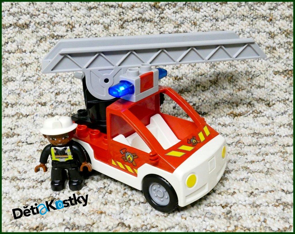 Lego® Duplo® Hasičské Auto Bílo/Červené se Žebříkem a Majáčkem