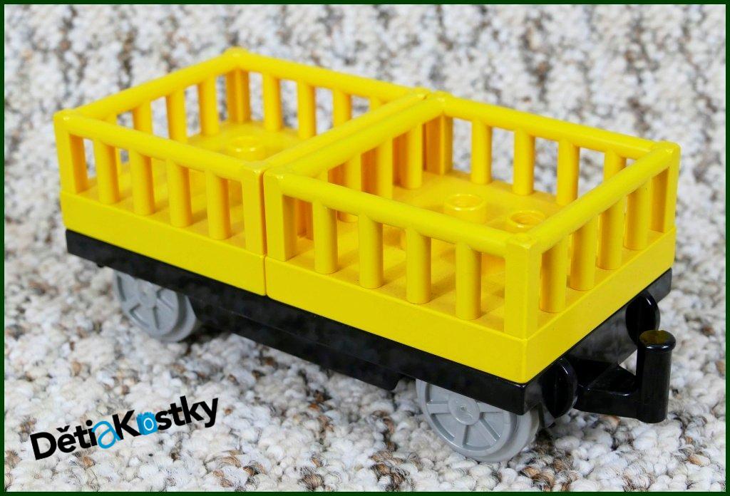 Lego® Duplo® Vagon (Černý Podvozek) s Nízkými Kontejnery - Ohrádky