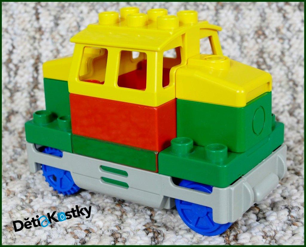 Lego® Duplo® Mašinka se Spodními Tlačítky - Zelená