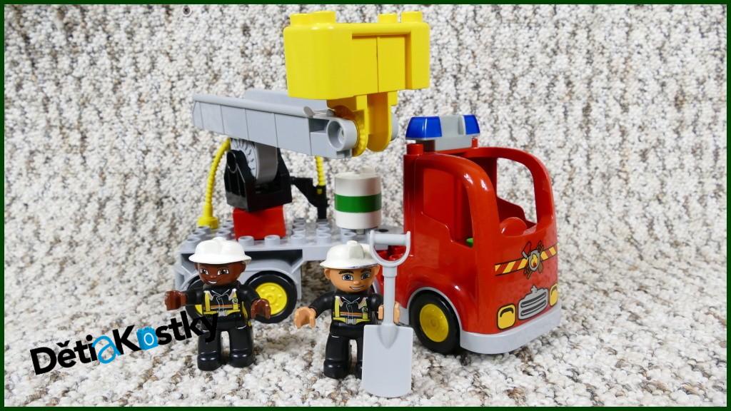 Lego® Duplo® Hasičské Auto s Návěsem, Žebříkem a Majáčkem
