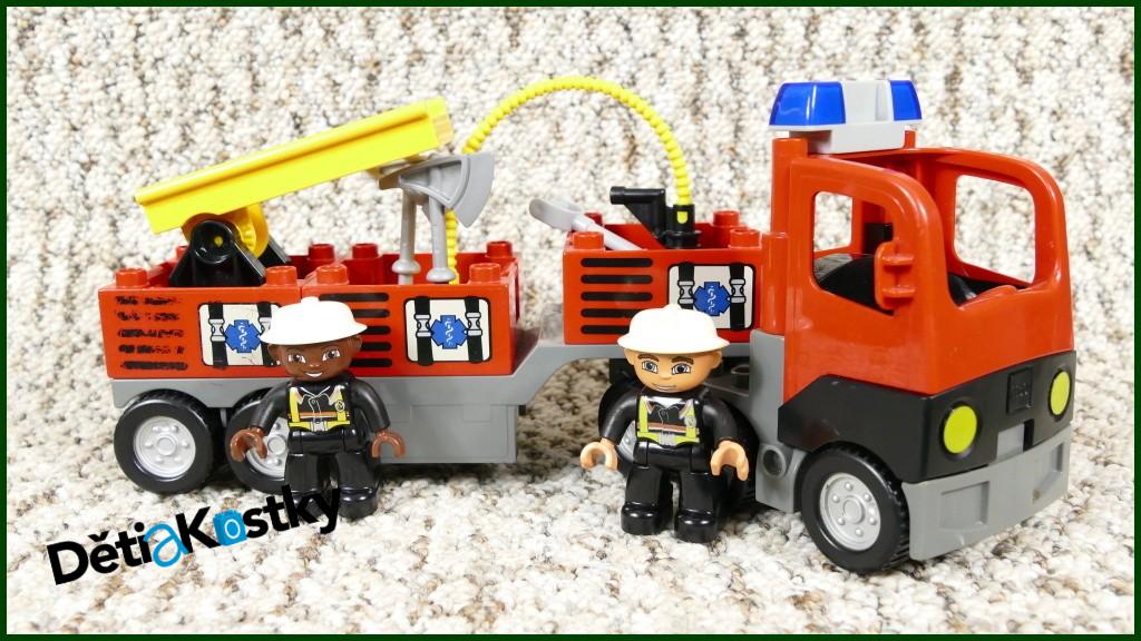 Lego® Duplo® Hasičské Auto s Návěsem, Žebříkem a Majáčkem