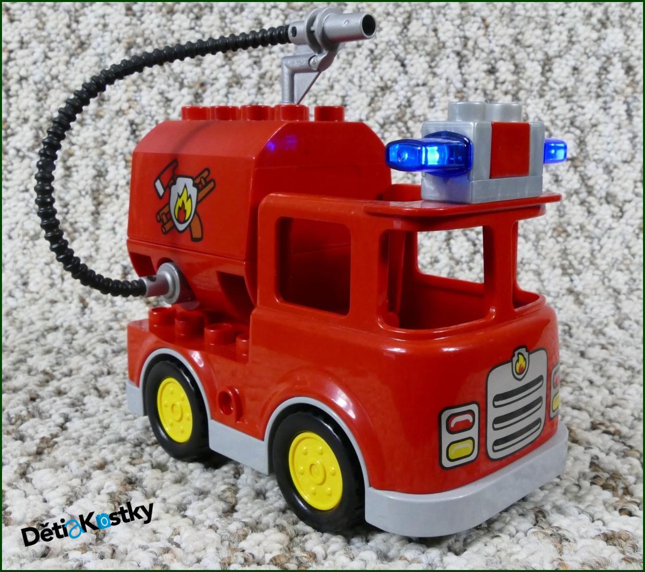 Lego® Duplo® Hasičské Auto s Cisternou a Majáčkem