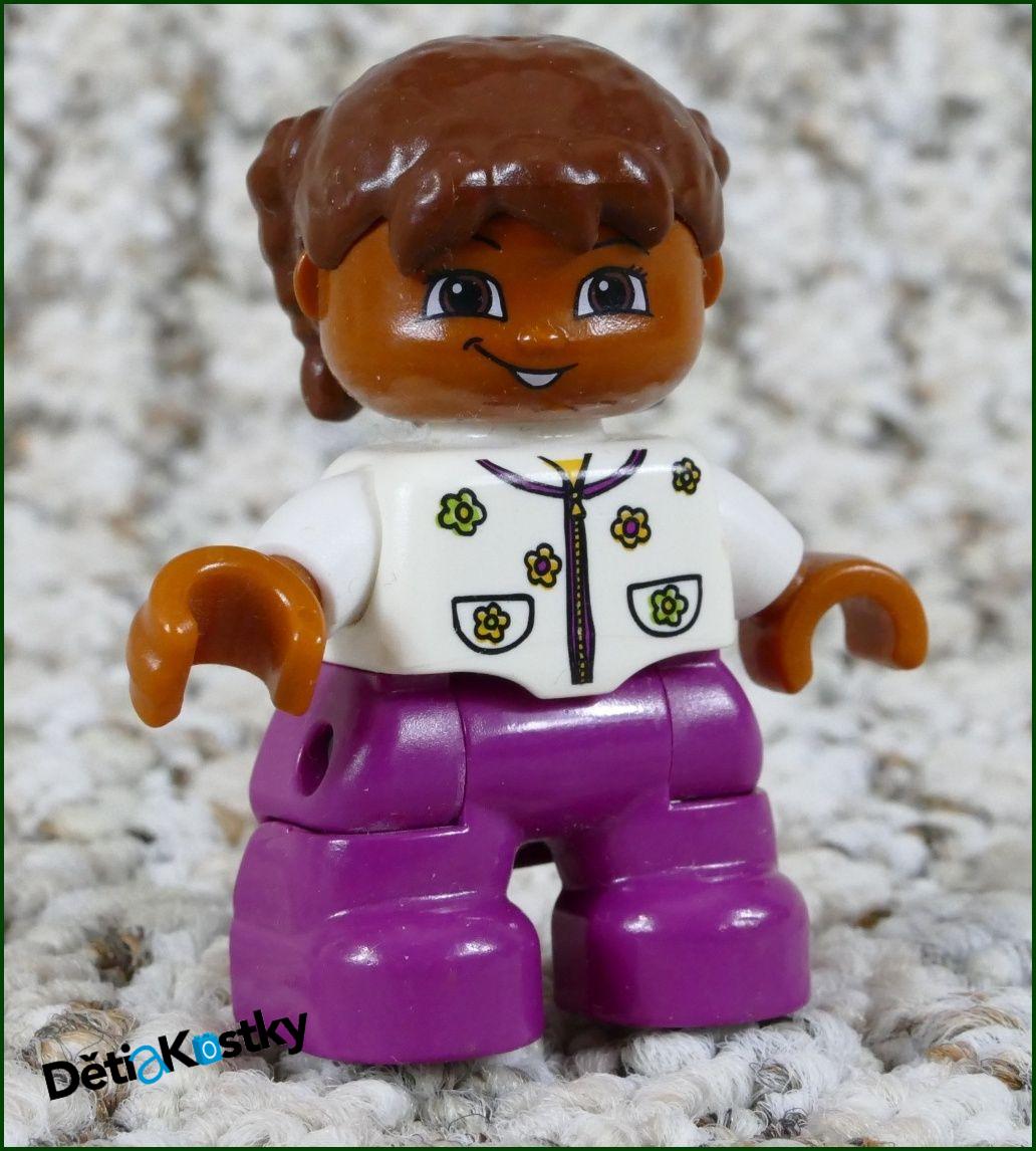 Lego® Duplo® Figurka Dítě v Bílé Košilce s Kytičkami