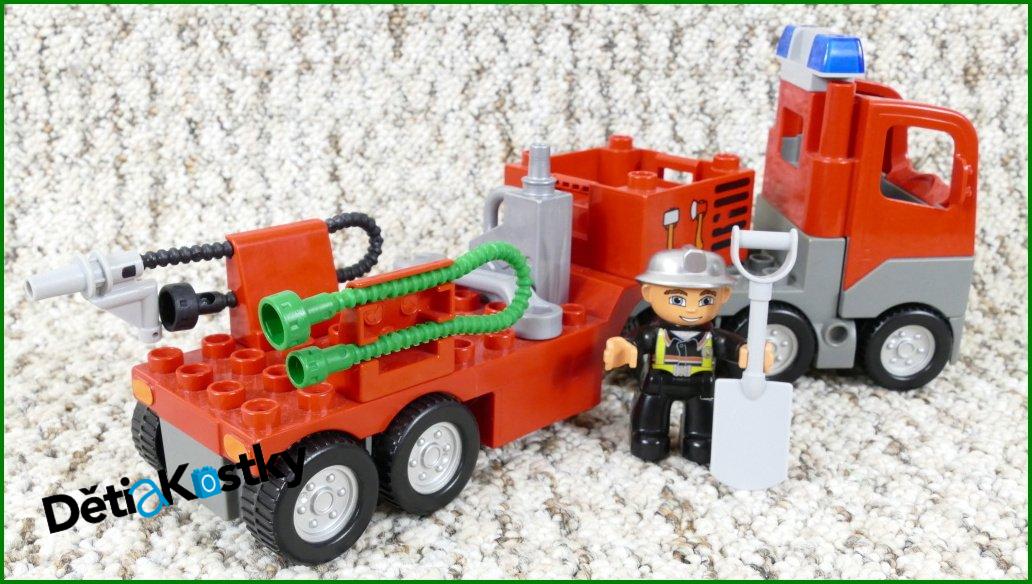 Lego® Duplo® Hasičské Auto s Návěsem a Majáčkem