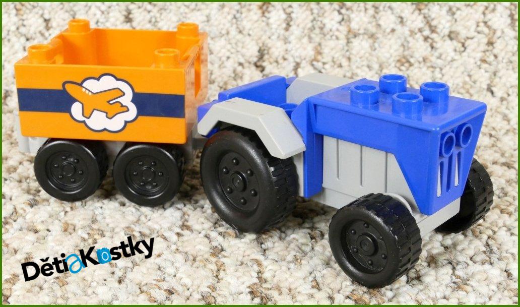 Lego® Duplo® Traktor Modrý s vozíkem / letiště