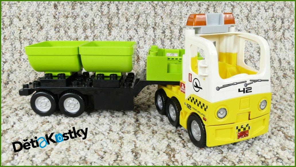 Lego® Duplo® Letištní Cisterna s Majáčkem a Kontejnery Llimetka