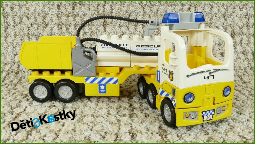 Lego® Duplo® Letištní Cisterna s Majáčkem a Kontejnerem
