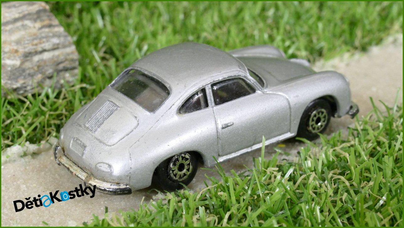 Angličák Autíčko Maisto Porsche 356 A