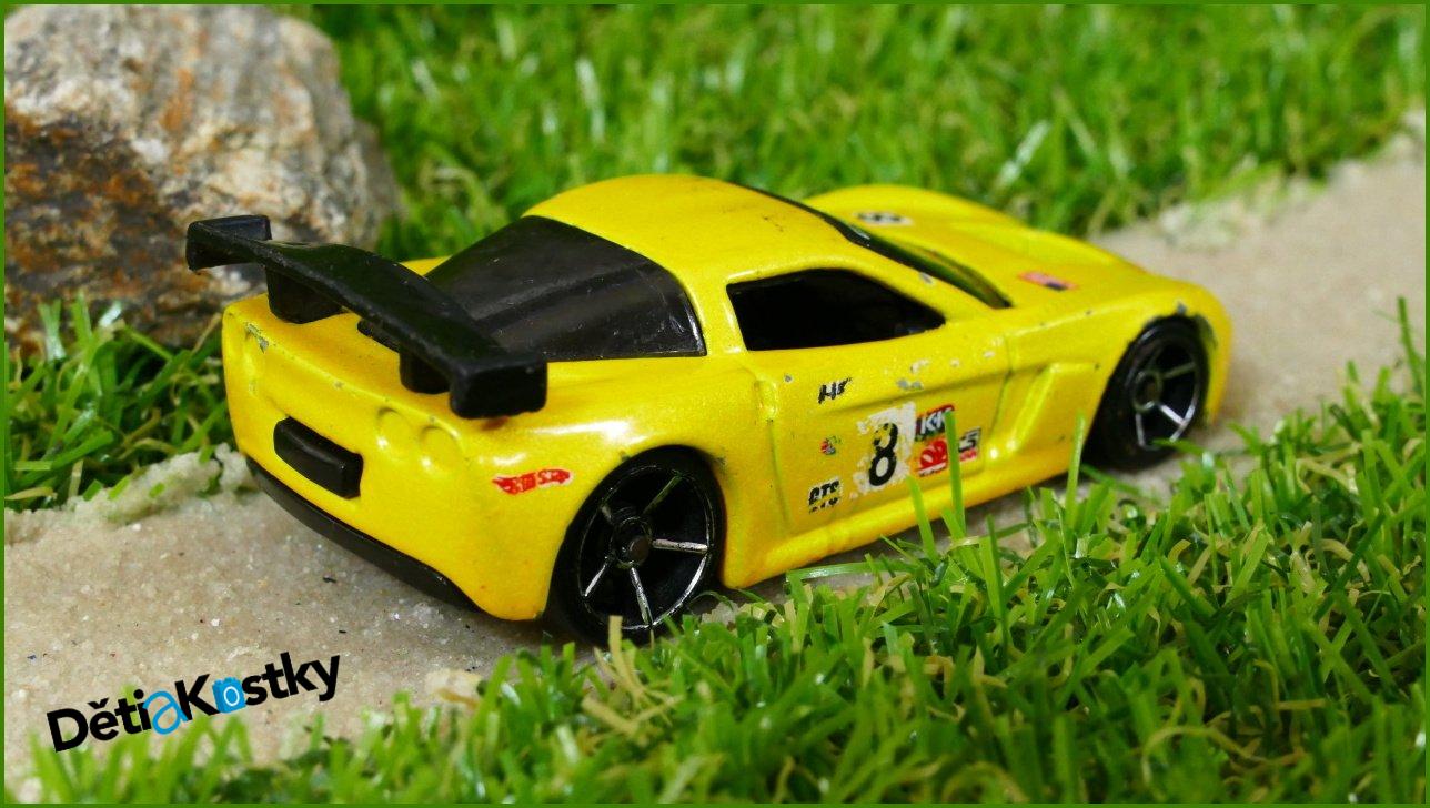Model Autíčka Hot Wheels Corvette C6-R