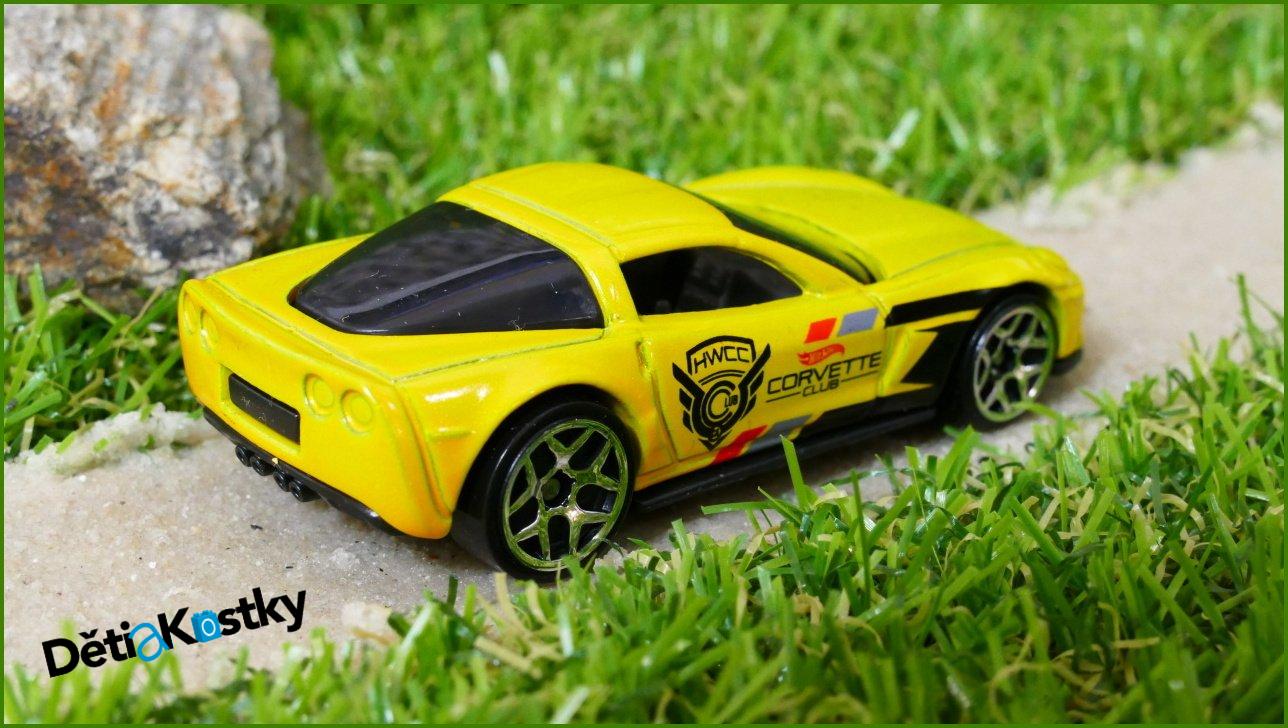 Model Autíčka Hot Wheels ´12 Corvette Z06
