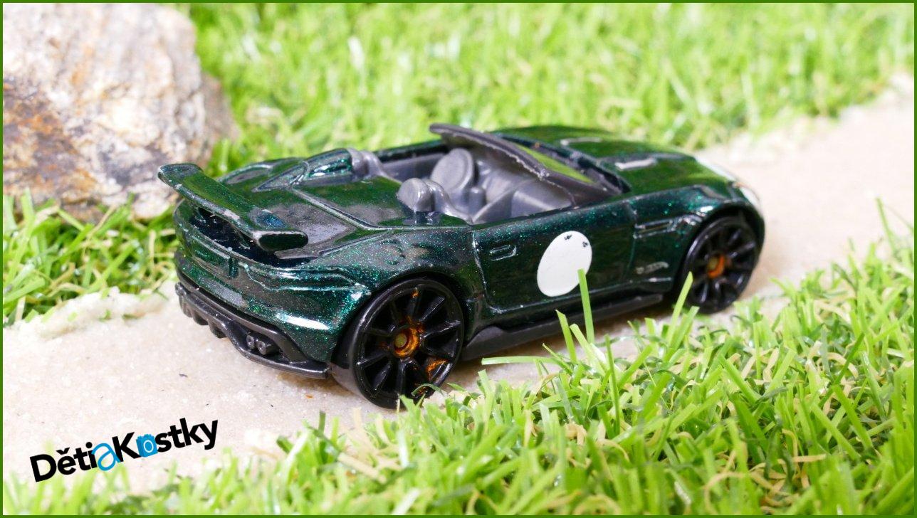 Model Autíčka Hot Wheels ´15 Jaguar F-Type Project 7