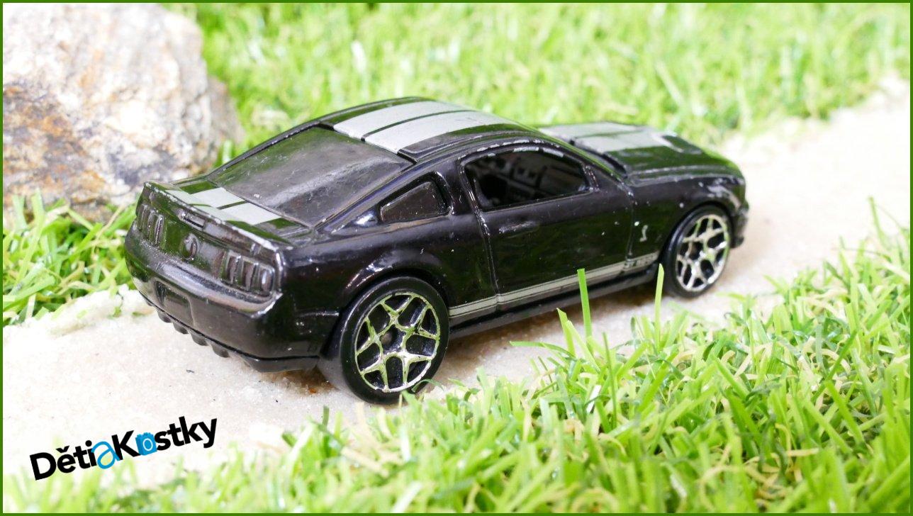 Model Autíčka Hot Wheels ´07 Shelby GT500