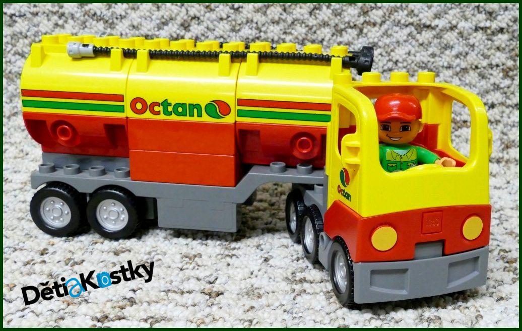 Lego® Duplo® Nákladní Auto - Cisterna Octan s Panelem Motoru