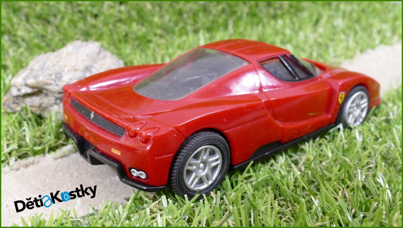Model Autíčka Shell V-Power (Hotwheels) - Enzo Ferrari - natahovací