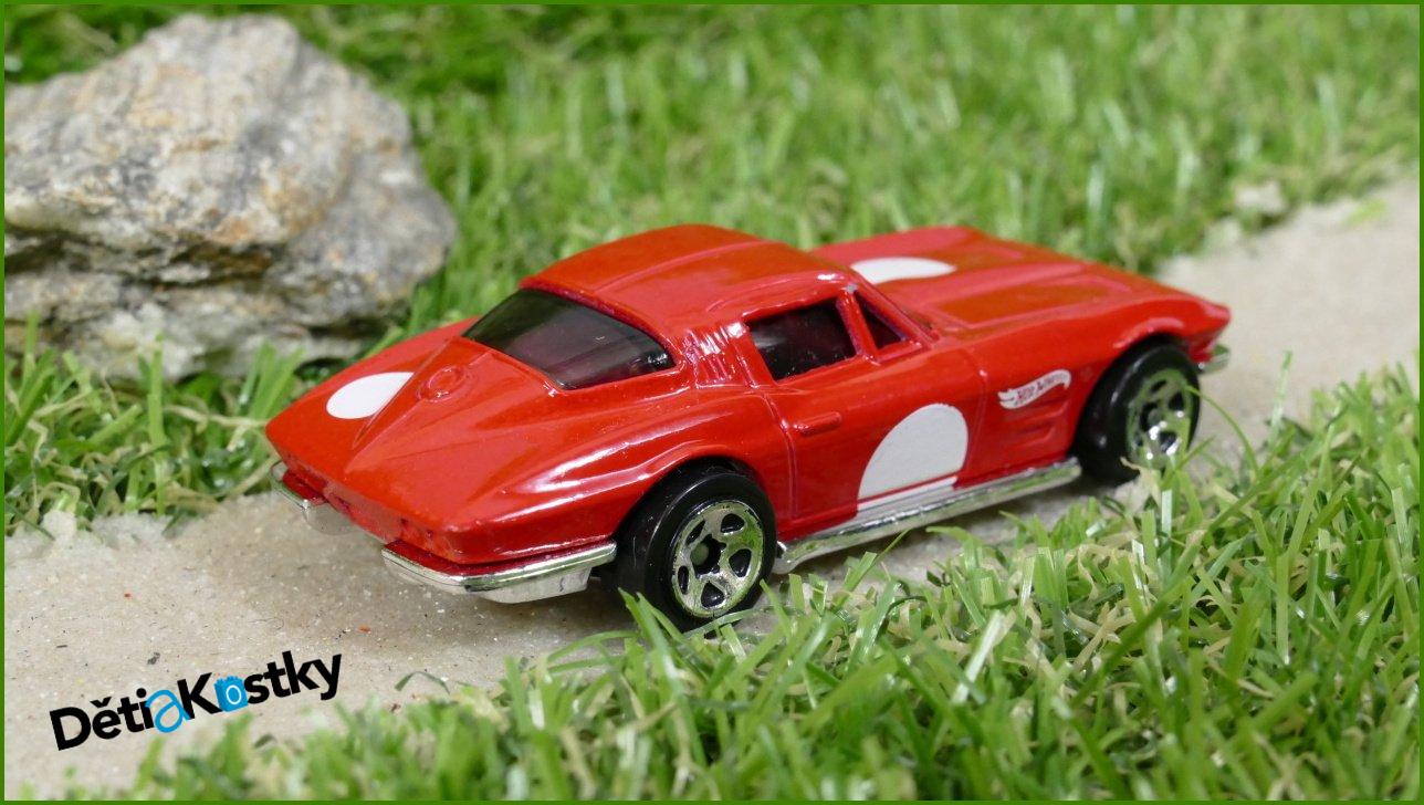 Model Autíčka Angličák Hot Wheels ´64 Corvette Stingray