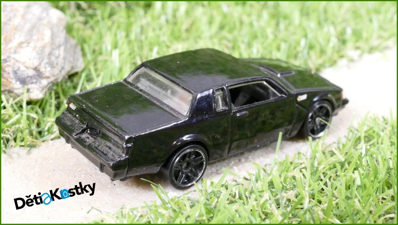 Angličák - Autíčko Hot Wheels Buick Grand National