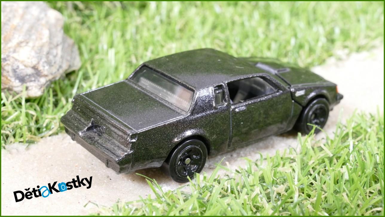 Angličák - Autíčko Hot Wheels Buick Grand National